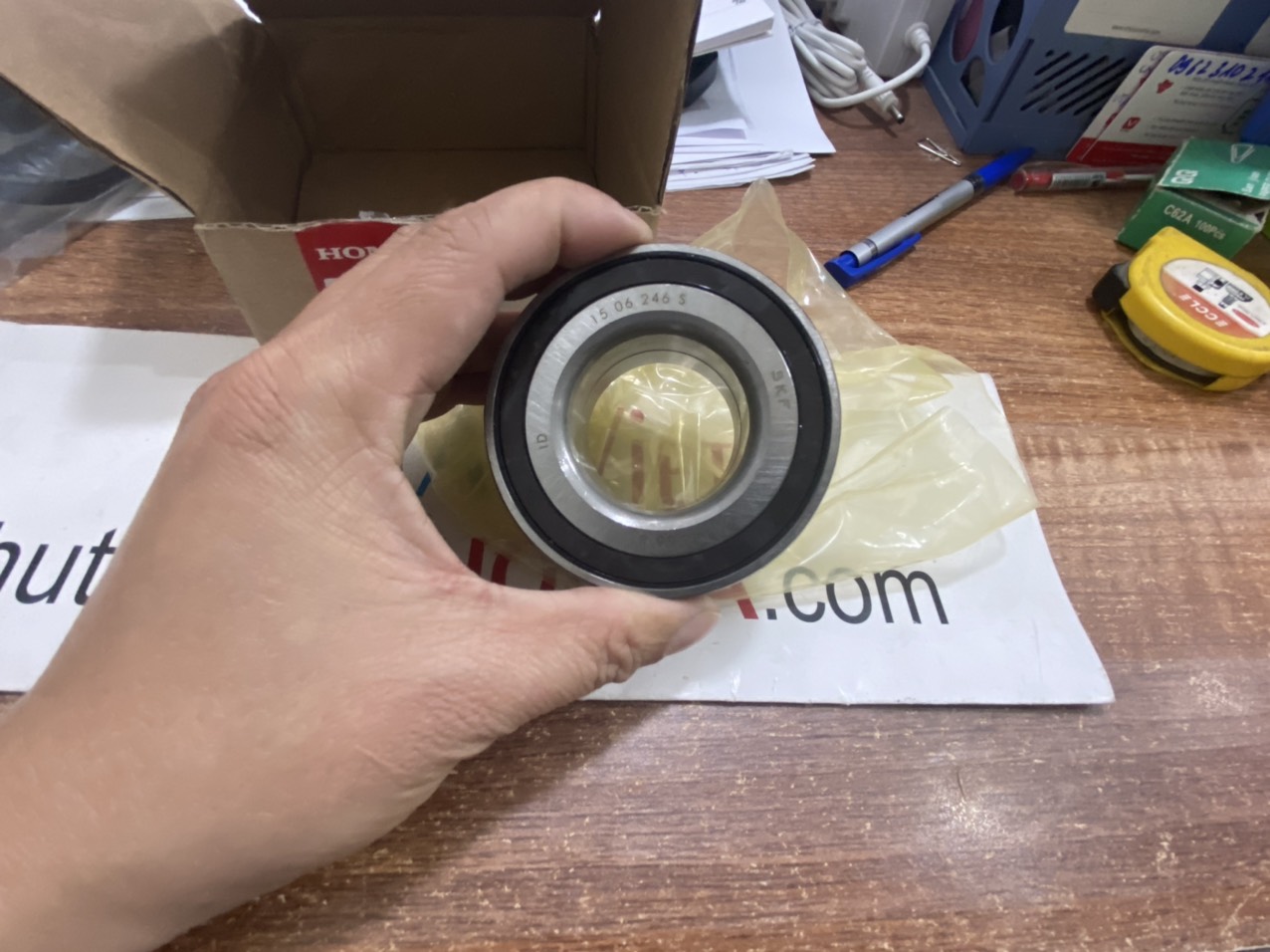 Bi moay ơ trước xe Honda BRIO